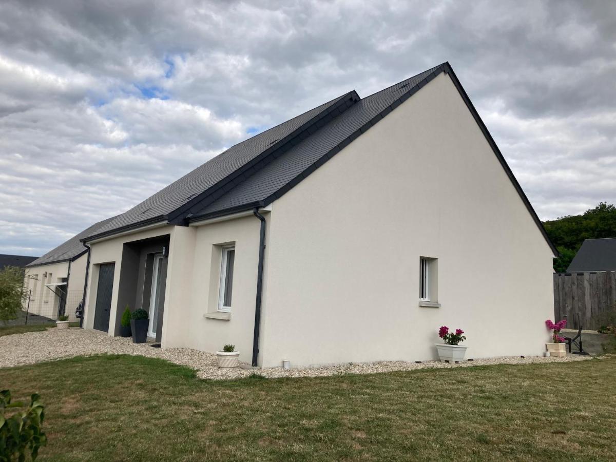 Maison Neuve A 10 Min A Pied Du Centre Ville Loches Exterior photo